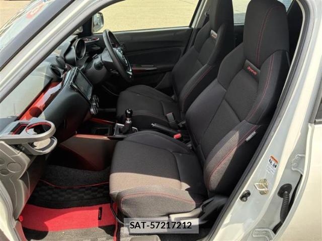 Suzuki SWIFT 2023-09 8878078-5