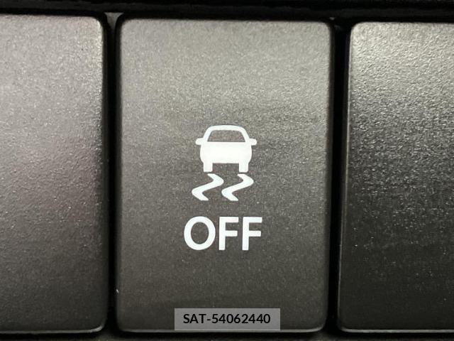 Suzuki SWIFT 2022-01 8876575-16