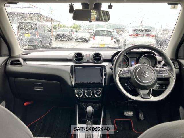 Suzuki SWIFT 2022-01 8876575-3