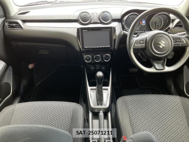 Suzuki SWIFT 2021-10 8878354-7