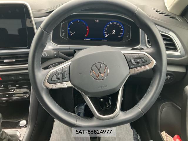 VolksWagen T-ROC 2022-10 8876361-11