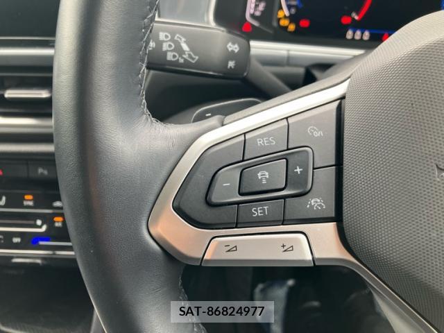 VolksWagen T-ROC 2022-10 8876361-15