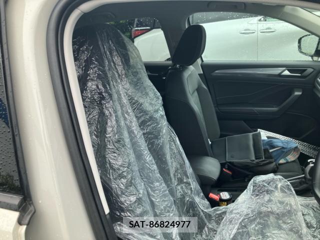 VolksWagen T-ROC 2022-10 8876361-2