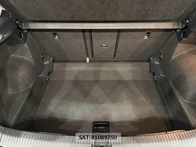 VolksWagen T-ROC 2022-09 8876752-17