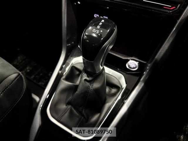 VolksWagen T-ROC 2022-09 8876752-9