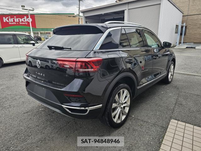 VolksWagen T-ROC 2020-09 8877307-3