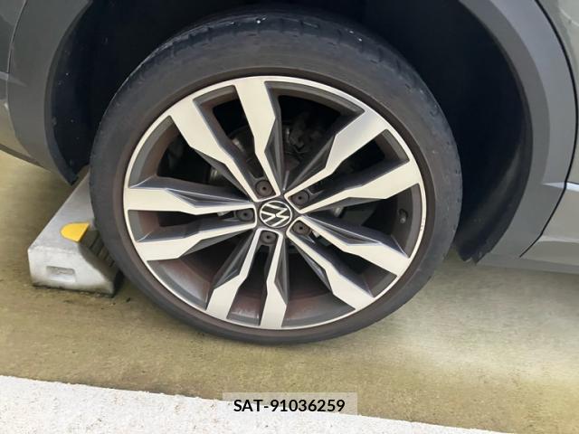 VolksWagen T-ROC 2022-03 8877951-13