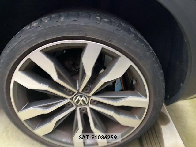 VolksWagen T-ROC 2022-03 8877951-4