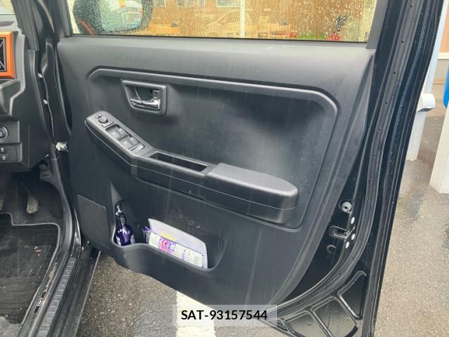 Daihatsu TAFT 2021-10 8877963-9