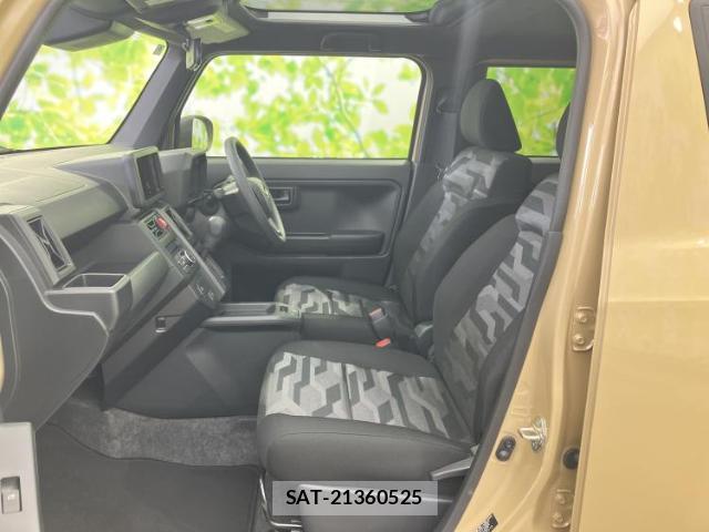 Daihatsu TAFT 2025-04 8878104-6