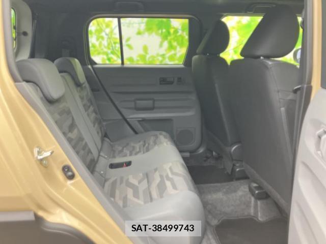Daihatsu TAFT 2025-04 8878241-5