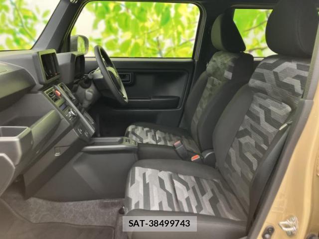 Daihatsu TAFT 2025-04 8878241-6