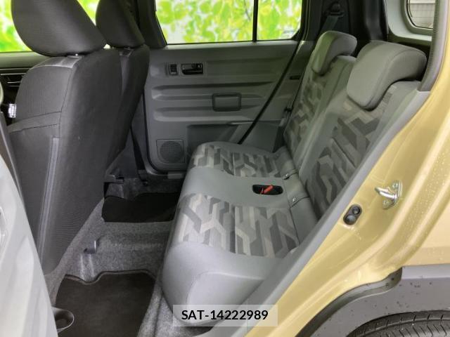 Daihatsu TAFT 2025-04 8878279-7