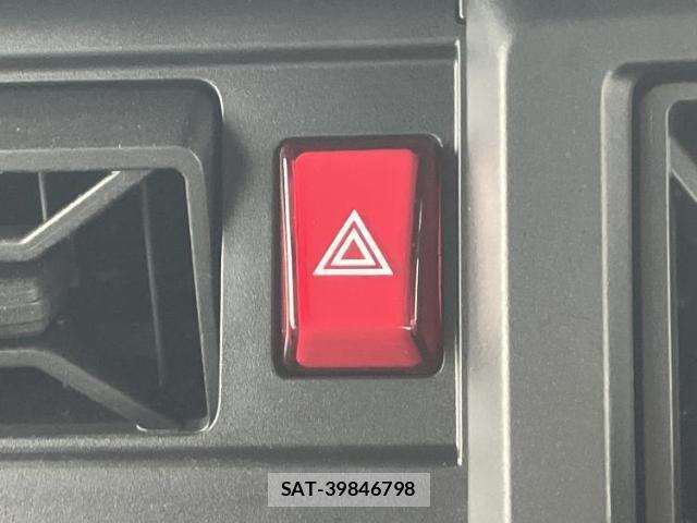 Daihatsu TAFT 2025-04 8878330-17