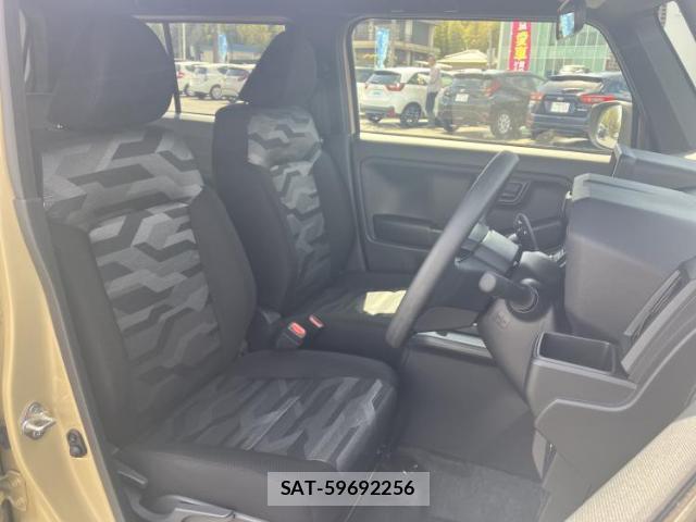 Daihatsu TAFT 2025-04 8878331-3