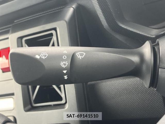 Daihatsu TAFT 2025-04 8878332-11