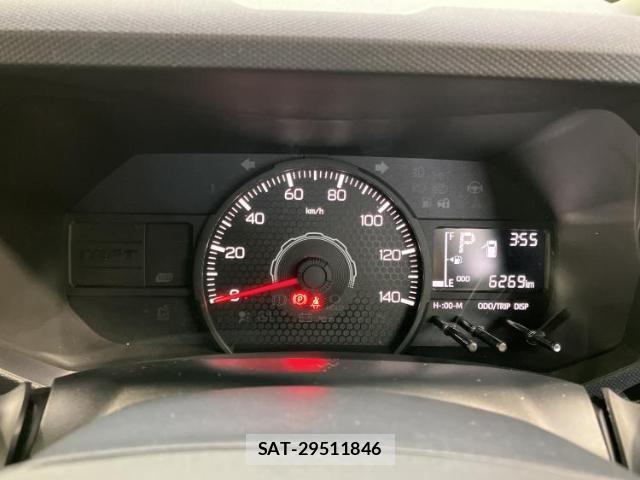 Daihatsu TAFT 2025-04 8878421-8