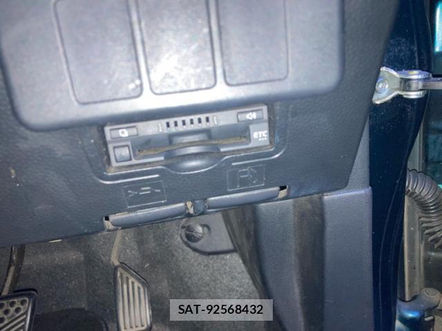 Toyota TANK 2017-09 8876570-4