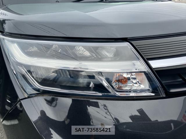 Toyota TANK 2018-02 8877964-3