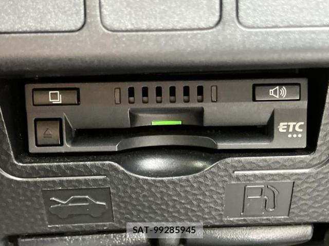 Toyota TANK 2018-01 8878225-16