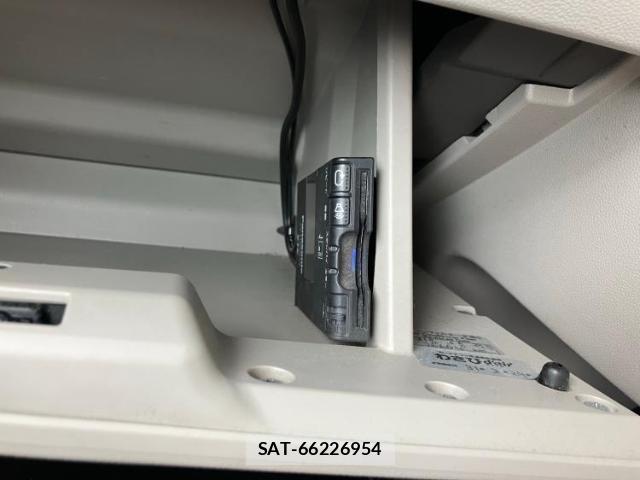 Daihatsu TANTO 2014-04 8876051-12