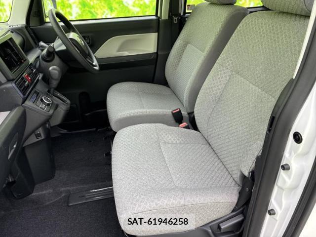 Daihatsu TANTO 2024-10 8876155-6