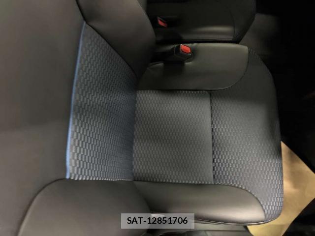 Daihatsu TANTO 2026-02 8876195-5