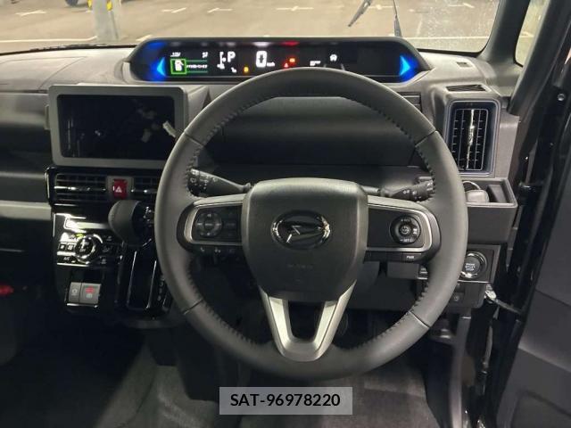 Daihatsu TANTO 2025-10 8876202-2