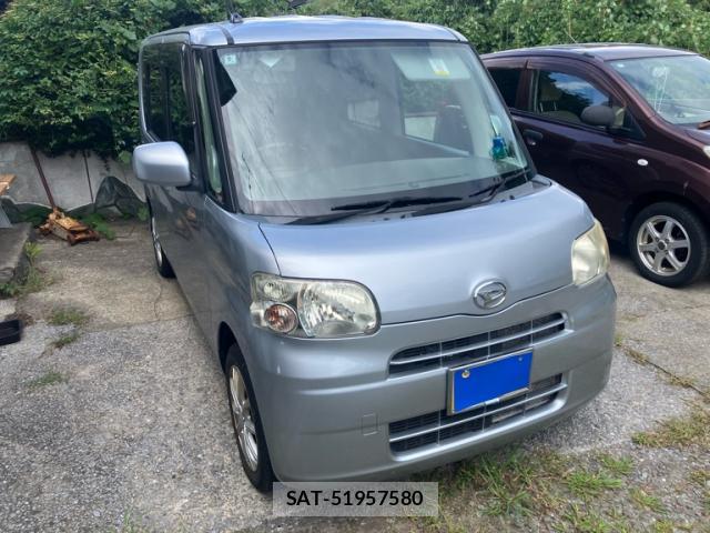 Daihatsu TANTO 2013-02 8876415-2