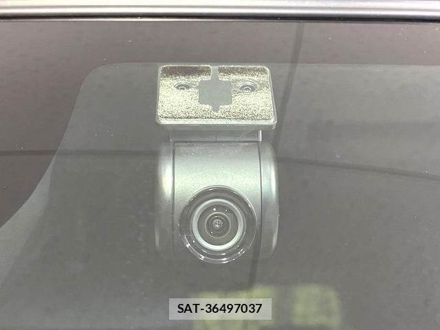 Daihatsu TANTO 2022-02 8876594-5