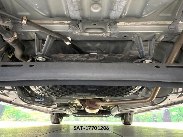 Daihatsu TANTO 2019-12 8876597-18