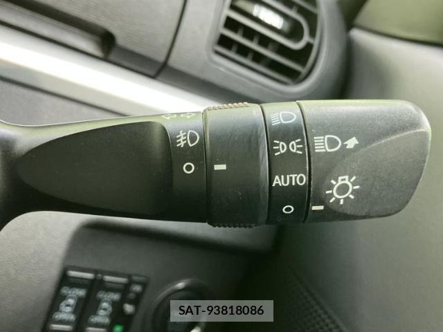 Daihatsu TANTO 2017-03 8876603-16