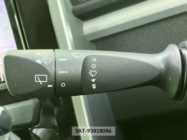 Daihatsu TANTO 2017-03 8876603-17