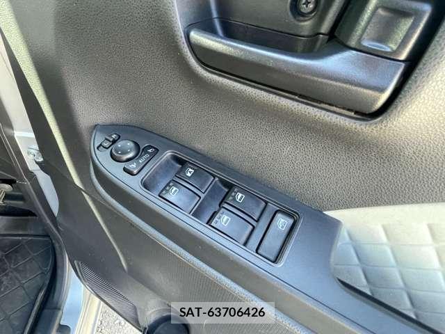 Daihatsu TANTO 2021-05 8876632-5