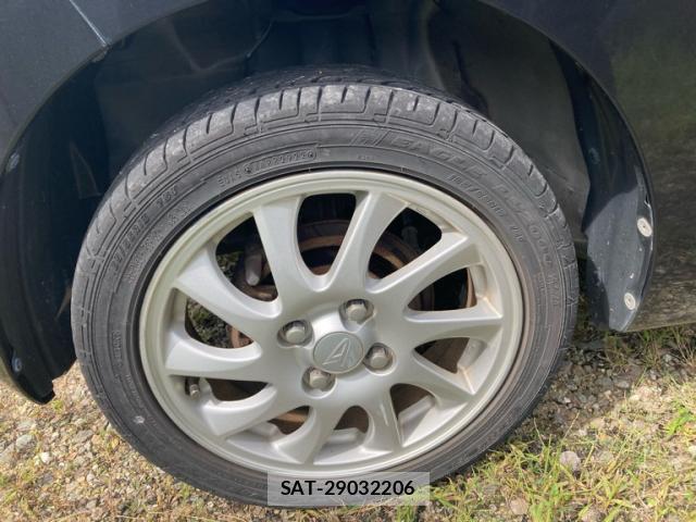 Daihatsu TANTO 2011-09 8876636-11