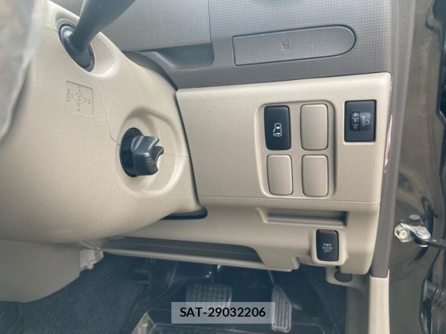 Daihatsu TANTO 2011-09 8876636-12
