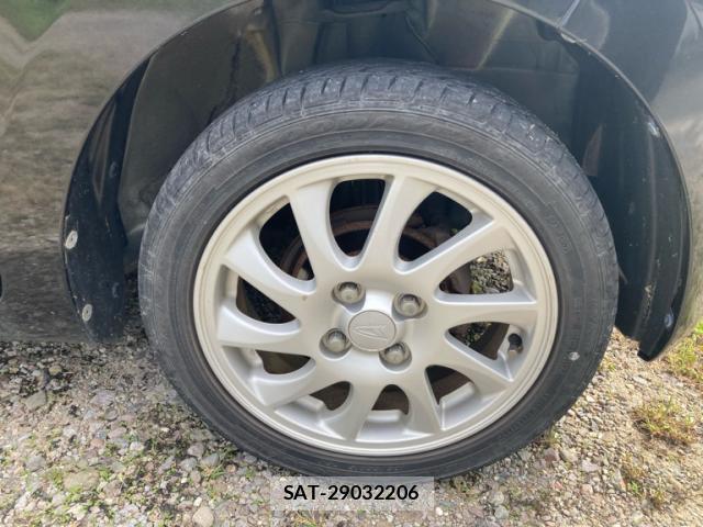 Daihatsu TANTO 2011-09 8876636-16