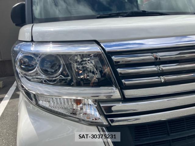 Daihatsu TANTO 2016-04 8876643-2