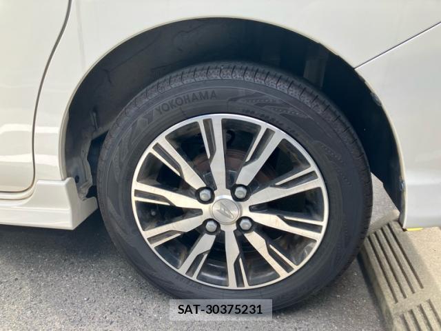 Daihatsu TANTO 2016-04 8876643-5