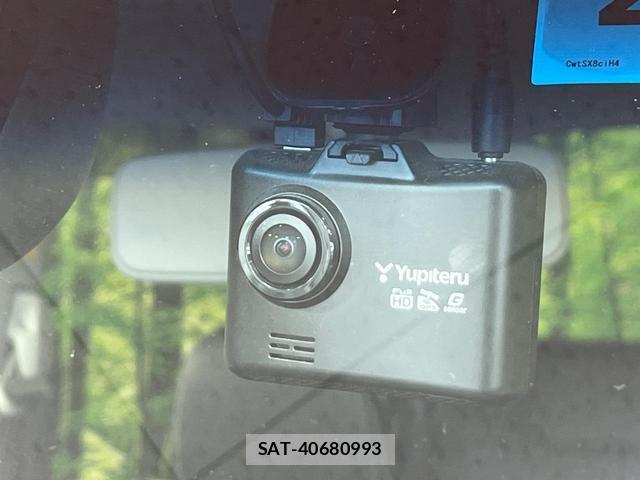 Daihatsu TANTO 2018-08 8876672-6