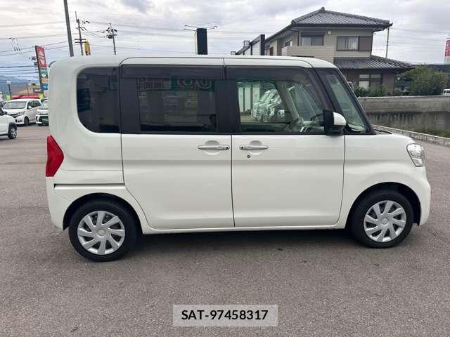 Daihatsu TANTO 2018-08 8876688-4
