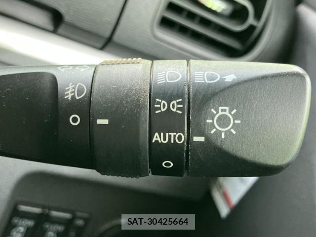 Daihatsu TANTO 2018-01 8876734-16
