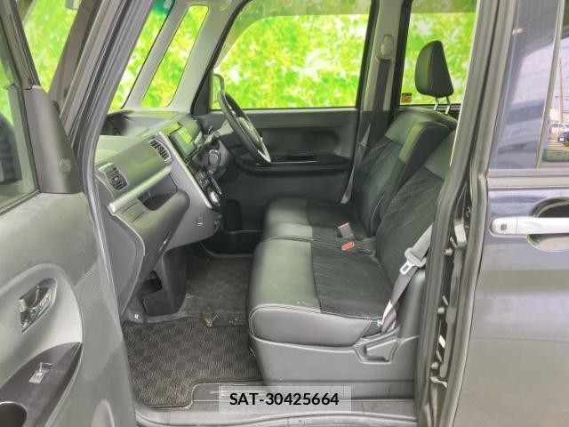 Daihatsu TANTO 2018-01 8876734-5