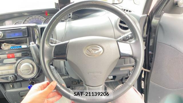 Daihatsu TANTO 2011-10 8876740-11