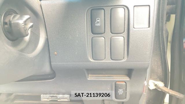 Daihatsu TANTO 2011-10 8876740-14