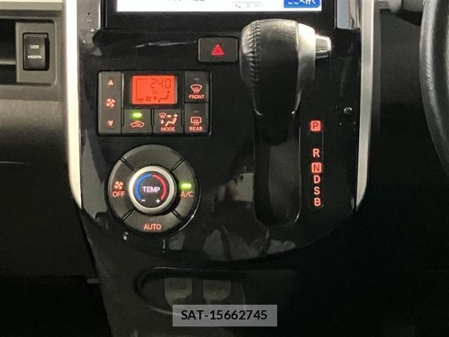 Daihatsu TANTO 2018-06 8876762-12