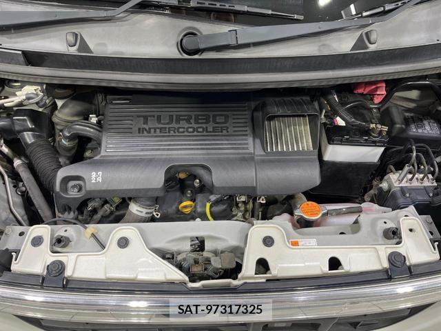 Daihatsu TANTO 2013-11 8877383-17