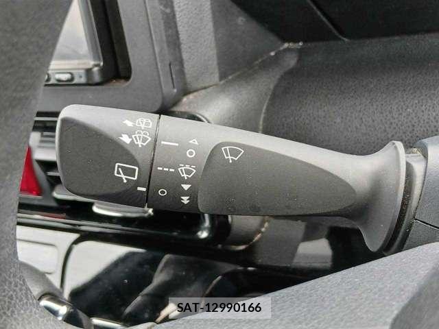 Daihatsu TANTO 2022-04 8877489-10