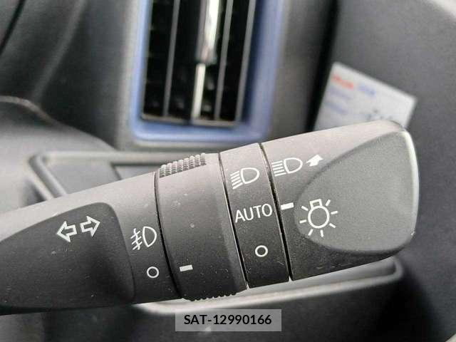 Daihatsu TANTO 2022-04 8877489-11