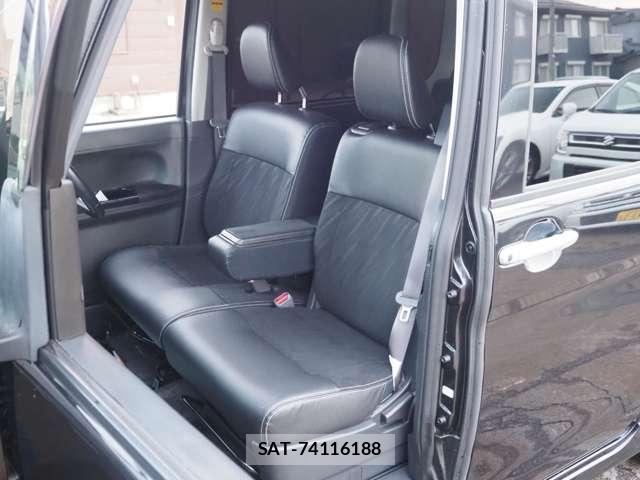 Daihatsu TANTO 2018-07 8877492-8